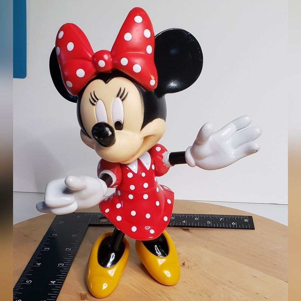 Minnie Mouse Toy Poseable Arms Cute Dress and Bow